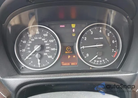 2011 BMW 328I z USA, uszkodzony, nr VIN WBAPH7C50BE682095